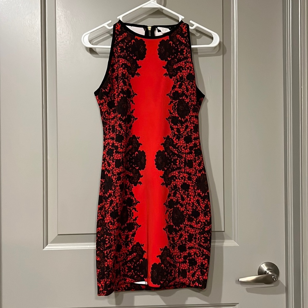 Black and Red Imprinted Lace Fitted Dress